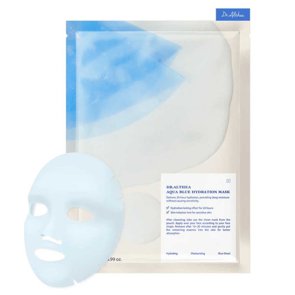 Dr. Althea Aqua Blue Hydration Mask
Fournit 24 heures d'hydratation intense sans irriter la peau. Parfait pour les peaux sensibles. Le masque contient de l'azulène qui apaise et hydrate intensément.