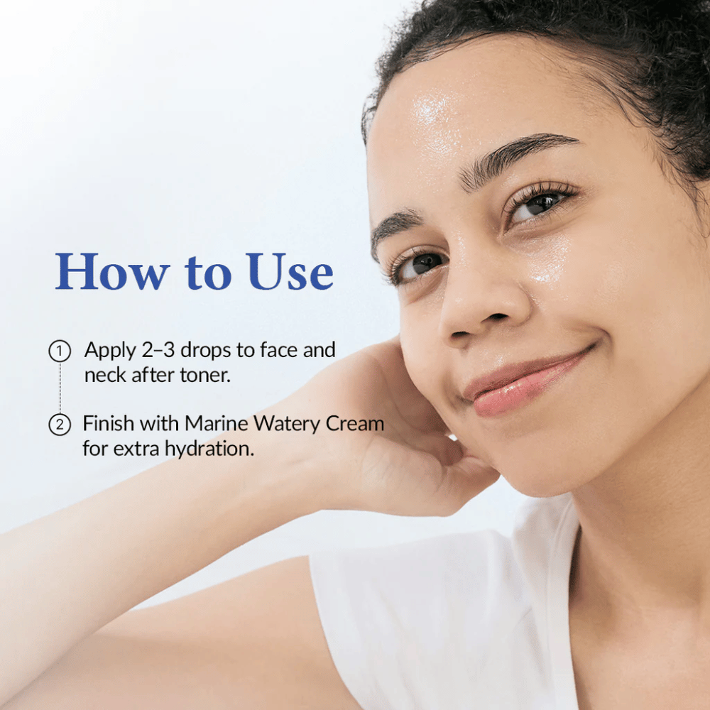 Femme avec une peau hydratée et éclatante ayant appliqué le sérum. Image montrant comment Dr. Althea Aqua Marine Deep Serum est utilisé après le toner pour une hydratation intensive et un éclat sur le visage et le cou.