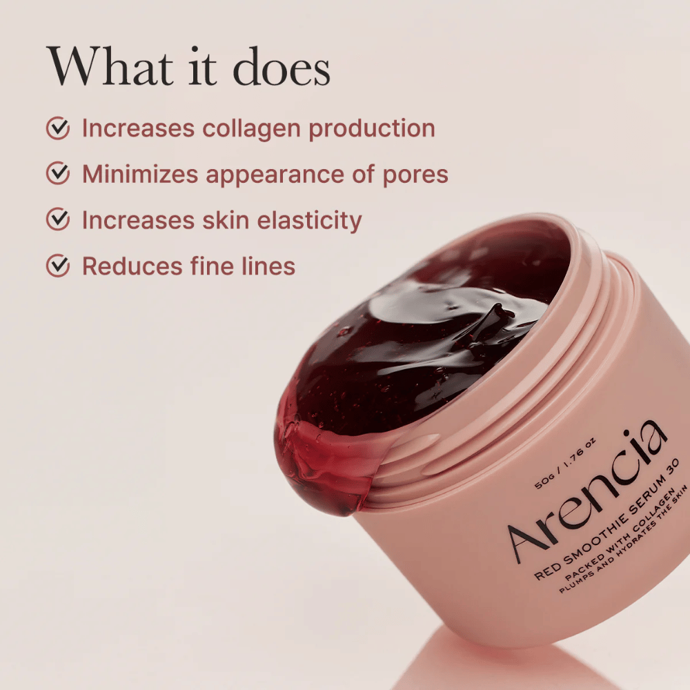 Pot ouvert Arencia Red Smoothie Serum 30 avec une texture gélatineuse, listé Avantages : augmentation du collagène, pores minimisés, élasticité améliorée, réduction des rides.