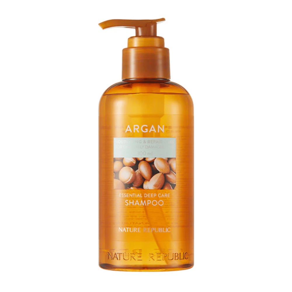 Image du produit sur Nature Republic Argan Essential Moisture Repairing Shampoo – shampooing nourrissant pour des cheveux plus forts et plus brillants.