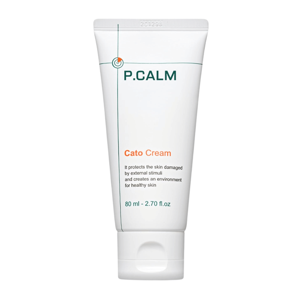 Image produit détourée de P.CALM Cato Cream sur fond clair. Le design minimaliste du tube met en valeur le profil pur et apaisant du soin pour les peaux sensibles.