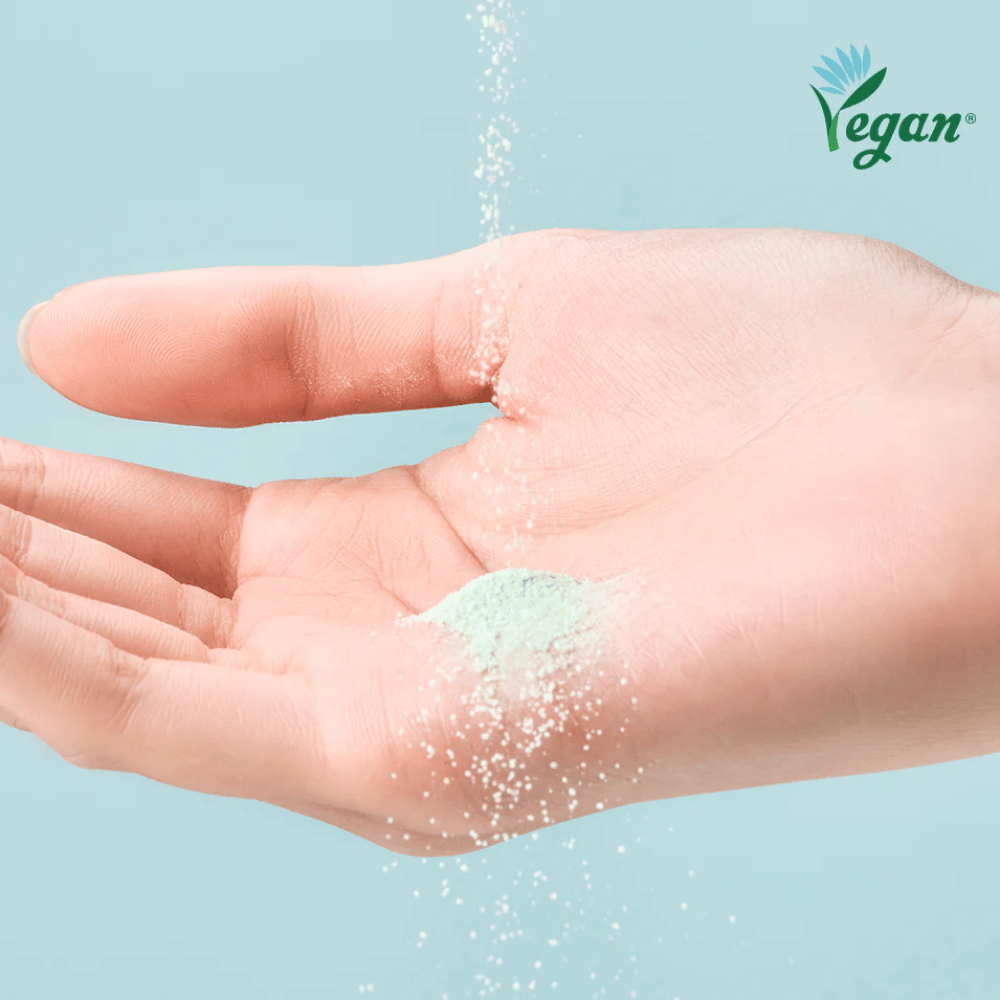 TOCOBO Cica Calming Powder Wash en poudre qui s’active avec de l’eau et nettoie la peau en douceur.