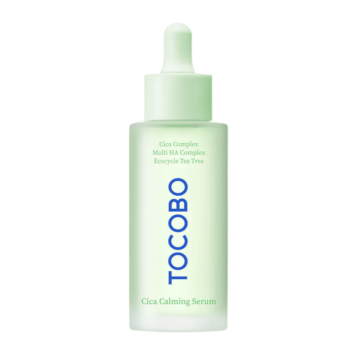 Image produit de TOCOBO Cica Calming Serum, sérum facial coréen vegan avec complexe cica et acide hyaluronique pour une peau apaisée, hydratée et équilibrée.