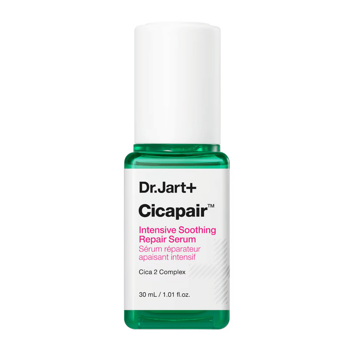 Dr.Jart+ Cicapair Intensive Soothing Repair Serum, flacon de 30 ml. Le flacon a un bouchon blanc avec une base verte et une étiquette avec le texte "Cicapair Intensive Soothing Repair Serum" et "Cica 2 Complex".