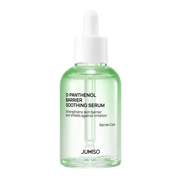 Photo de studio de Jumiso D-Panthenol Barrier Soothing Serum dans une bouteille en verre vert avec pipette, sur fond blanc.
