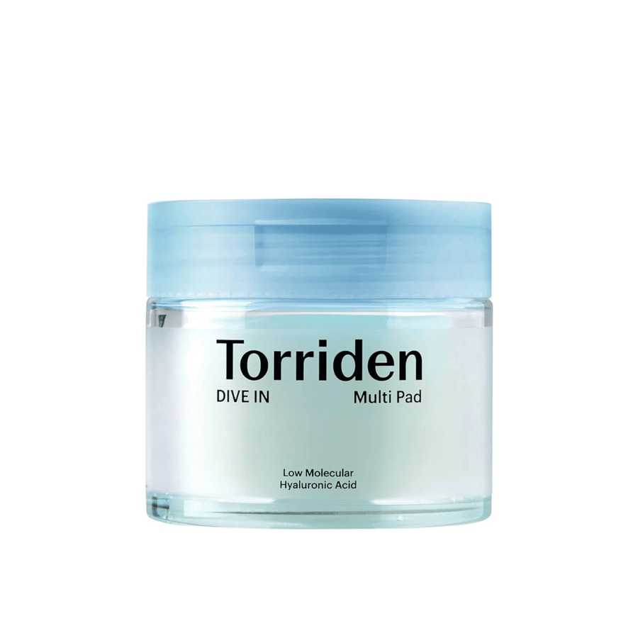 Bocal transparent avec Torriden "DIVE IN Multi Pad", acide hyaluronique, sur fond blanc.