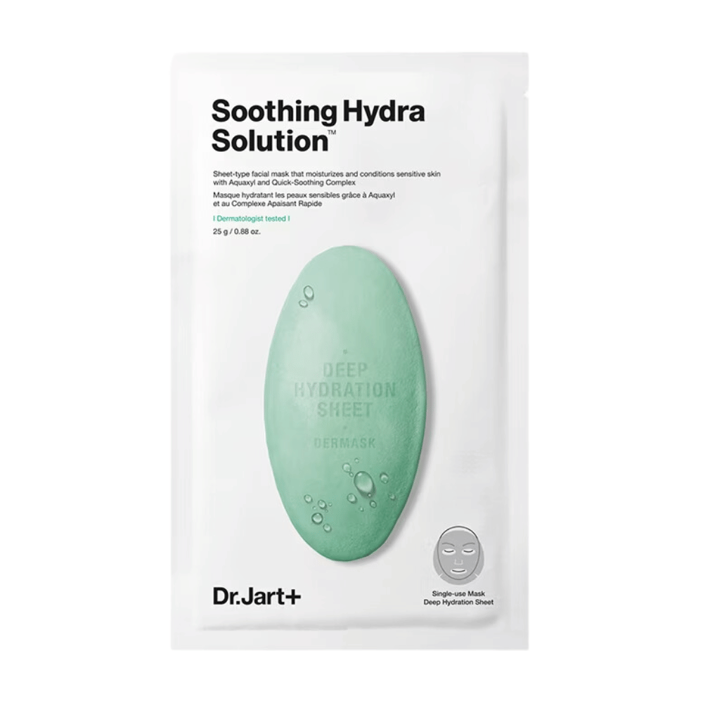 Un emballage de Dr.Jart+ "Soothing Hydra Solution" masque facial hydratant en profondeur, avec un design en forme de goutte d'eau verte sur un fond blanc. Le masque est un produit à usage unique destiné à une hydratation profonde.