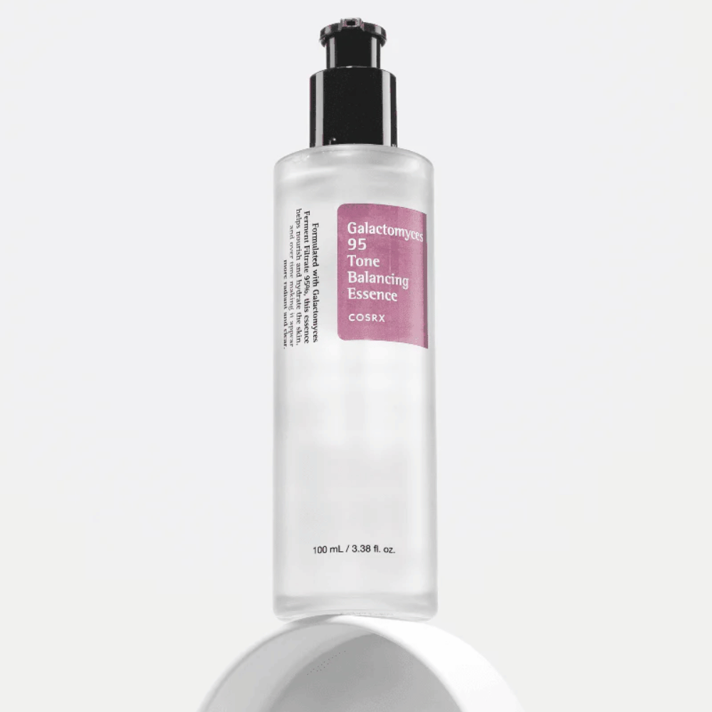 Bouteille avec COSRX Galactomyces 95 Tone Balancing Essence sur fond blanc. L'essence hydrate et renforce la barrière cutanée avec 95 % de filtrat fermenté.