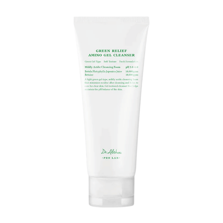 Le produit montre Dr. Althea Green Relief Amino Gel Cleanser – un gel nettoyant doux, vegan avec une formule verte légère et un pH de 5.0–6.0 pour les peaux sensibles.