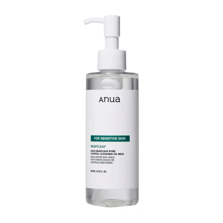 Anua Heartleaf Pore Control Cleansing Oil Mild est une huile nettoyante spécialement conçue pour les peaux sensibles. Elle est conçue pour adoucir et éliminer efficacement les impuretés et le maquillage, tout en contrôlant les pores sans irriter la peau.
