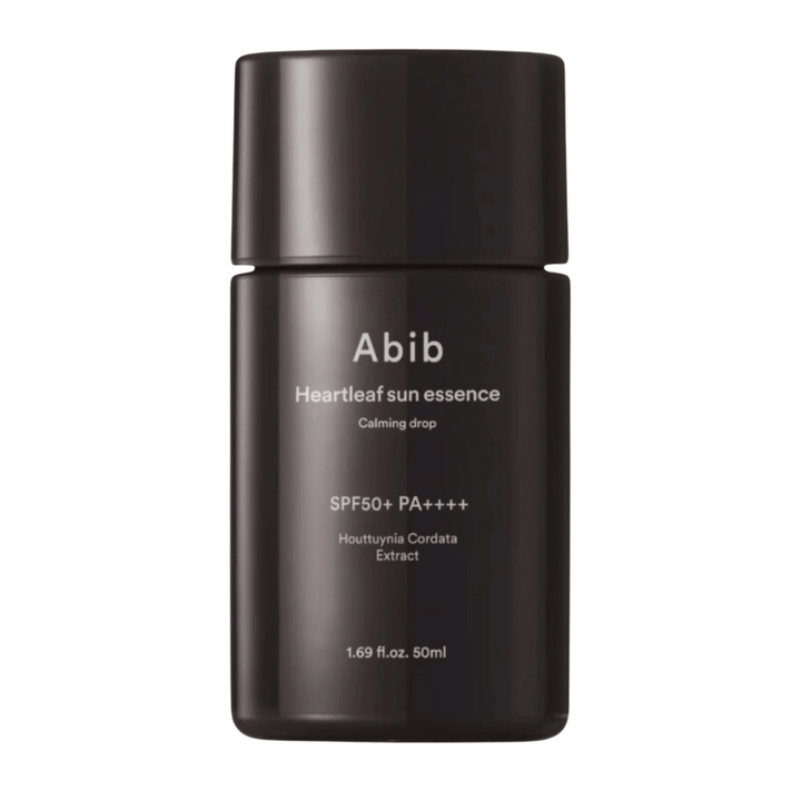 Image du produit sur Abib Heartleaf Sun Essence Calming Drop dans un emballage noir avec texte blanc et SPF50+ PA++++, 50 ml.