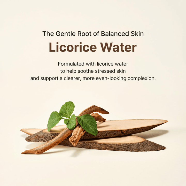 La racine de réglisse et les feuilles vertes illustrent l’ingrédient principal de Acwell Licorice pH Balancing Essence Mist. L’eau de réglisse aide à apaiser la peau stressée et à contribuer à un teint plus uniforme.
