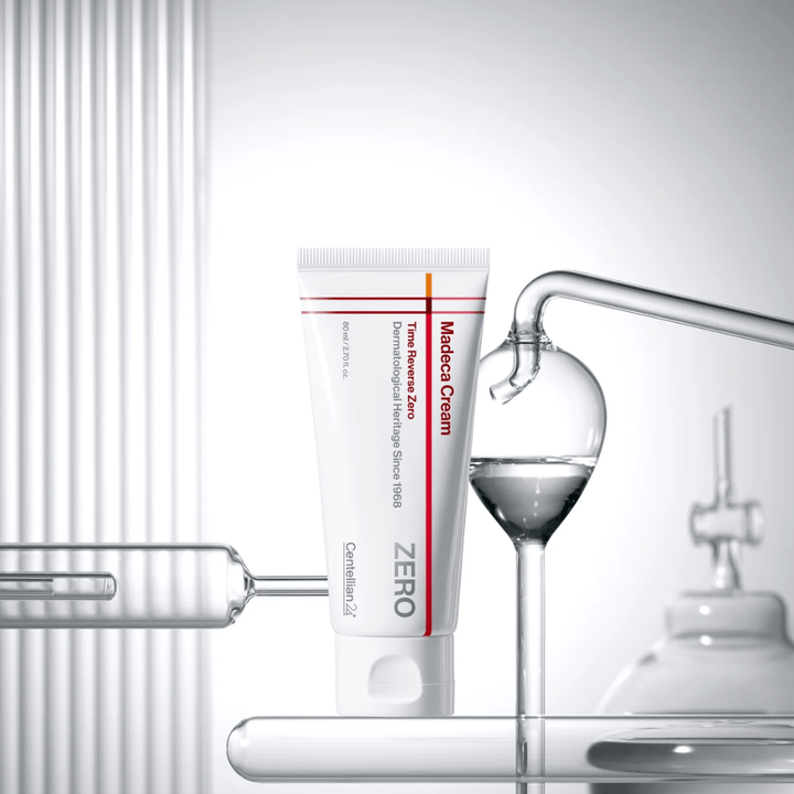 MADECA Cream Time Reverse Zero de Centellian24 en milieu clinique – crème visage coréenne développée pour renforcer la barrière cutanée et offrir des soins apaisants et réparateurs.