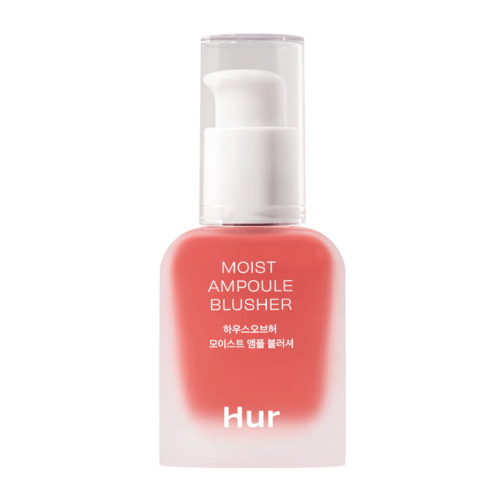 House of Hur Moist Ampoule Blusher dans la nuance #05 Peach Coral donne une rougeur fraîche et pêche aux joues. La formule hydratante rend la peau douce et hydratée toute la journée.