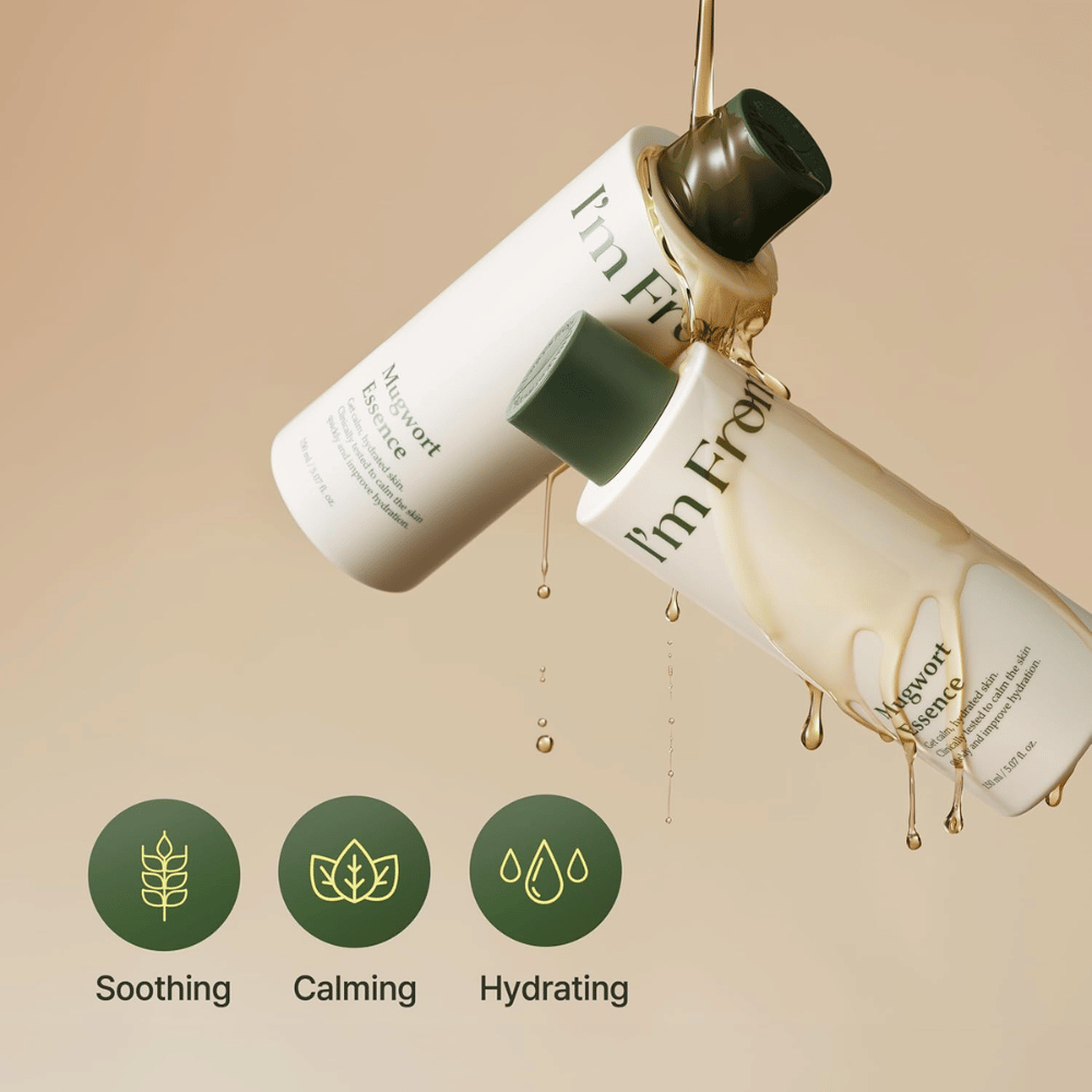 I'm From Mugwort Essence avec extrait d’armoise qui apaise la peau irritée, hydrate intensément et aide à renforcer la barrière cutanée.