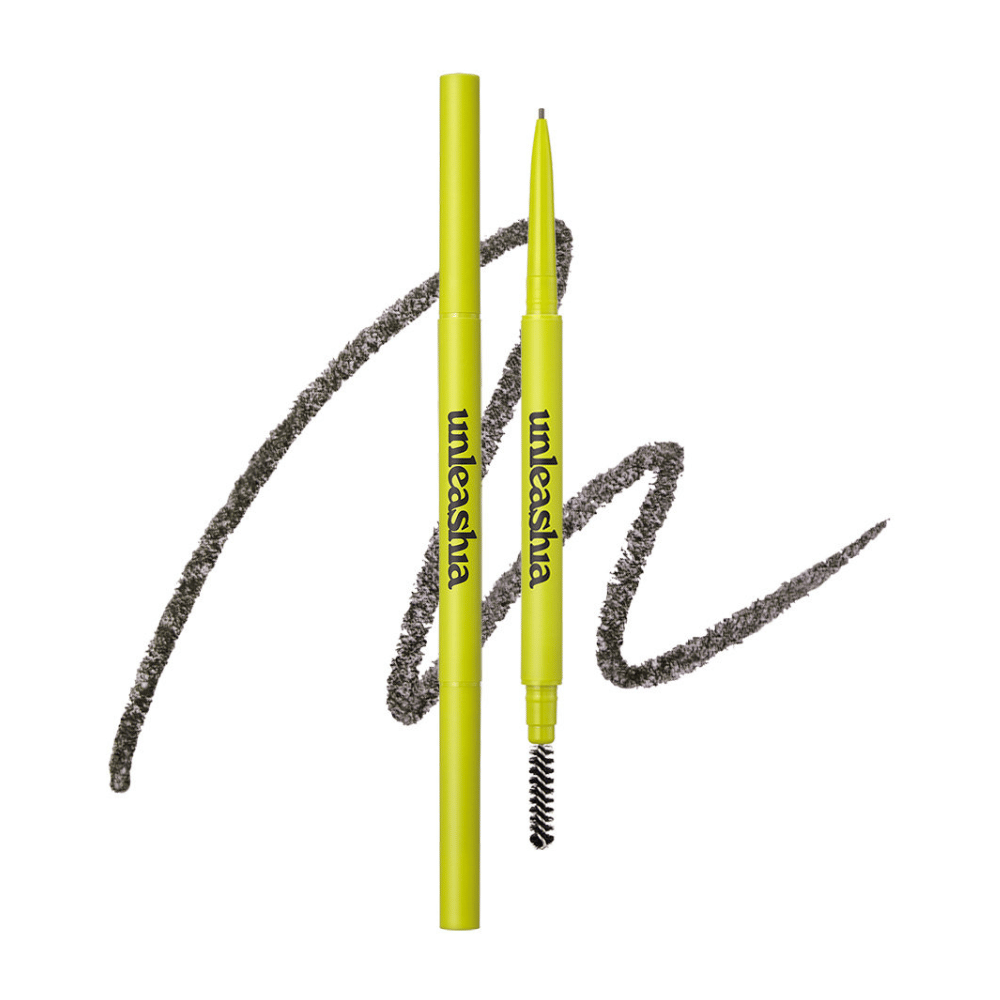 L'image montre le crayon à sourcils de UNLEASHIA dans la couleur "N°3 Taupe Gray". Le crayon a une pointe fine pour un travail de détail et une brosse pour façonner et adoucir les lignes. La couleur néon vert vif du crayon contraste avec la couleur subtile des sourcils, offrant une présentation accrocheuse et tendance.