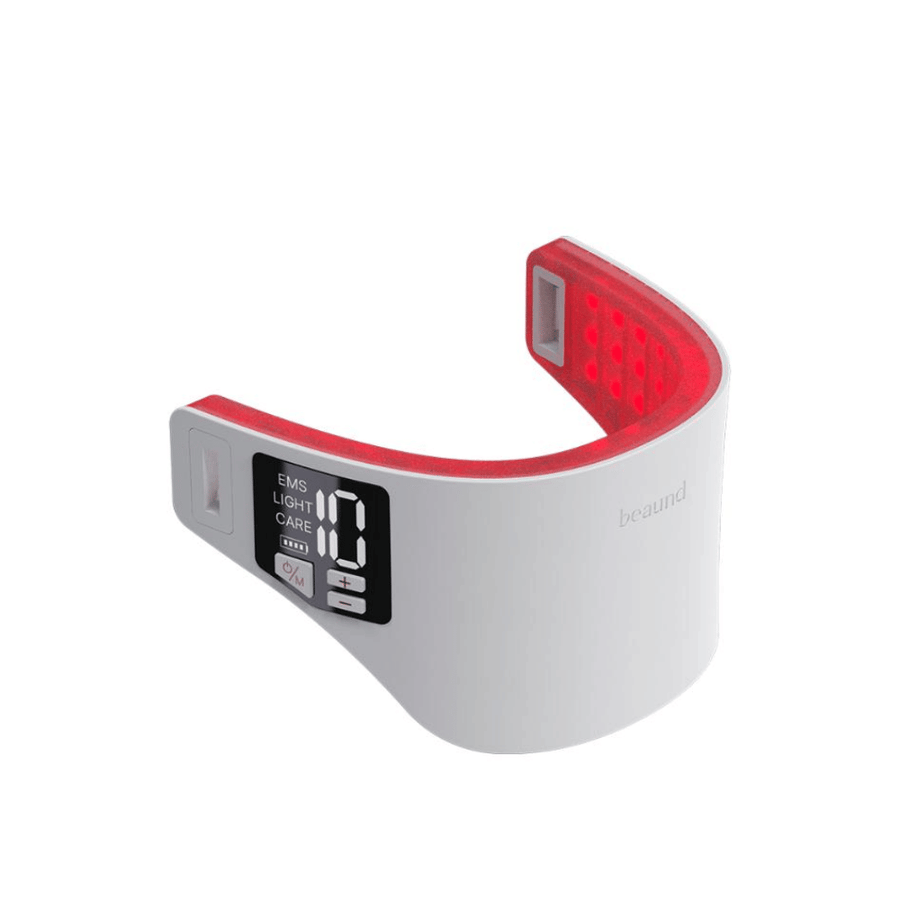 Beaund Neckcera avec la luminothérapie LED rouge activée. Les points lumineux rouges à l’intérieur indiquent la zone de traitement ciblée vers la peau du cou.