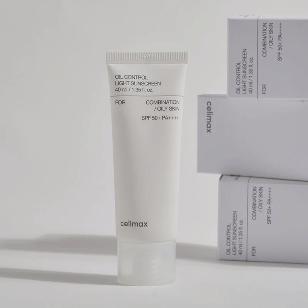 Celimax Oil Control Light Sunscreen SPF 50+ PA++++ en tube au design minimaliste, protection solaire pour peaux mixtes et grasses qui contrôle le sébum et offre un fini mat