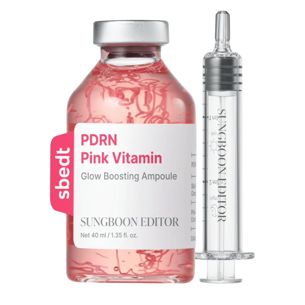 8. SUNGBOON EDITOR PDRN Pink Vitamin Glow Boosting Ampoule 40 ml – flacon en verre rose avec applicateur transparent assorti sur fond blanc