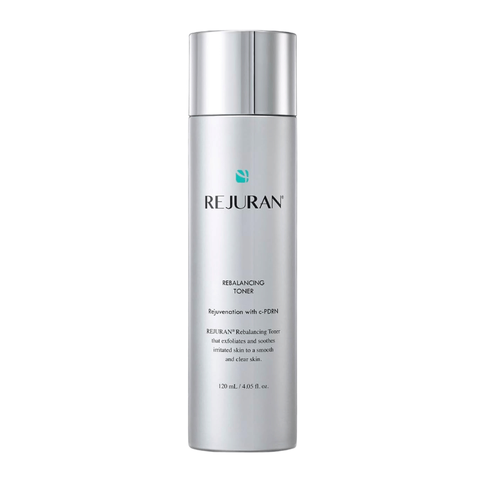 Rejuran Rebalancing Toner 120 ml, tonique équilibrant pour le visage avec C-PDRN dans un flacon argenté avec bouchon brillant sur fond blanc.