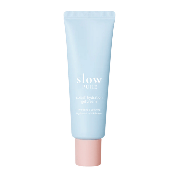 Slow Pure Splash Hydration Gel Cream dans un tube bleu avec un bouchon rose, crème-gel hydratante avec acide hyaluronique et ectoine.
