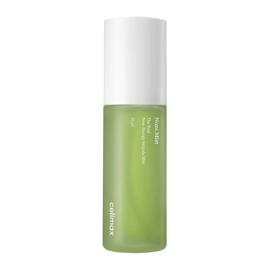Celimax Noni Mist dans une bouteille verte avec un bouchon blanc. Le produit, "The Real Noni Energy Ampule Mist", a une capacité de 50 ml et est commercialisé pour fournir de l'énergie et de l'hydratation à la peau.