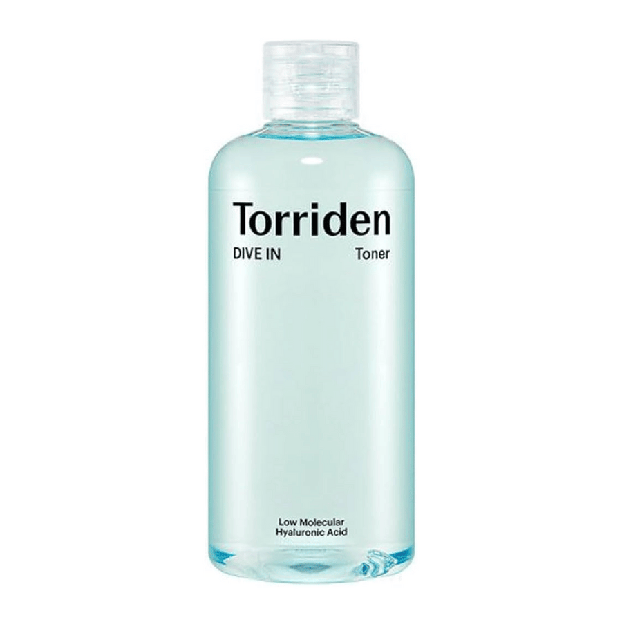 Une bouteille Torriden DIVE-IN Low Molecule Hyaluronic Acid Toner 300ml, exposée sur un fond blanc immaculé.