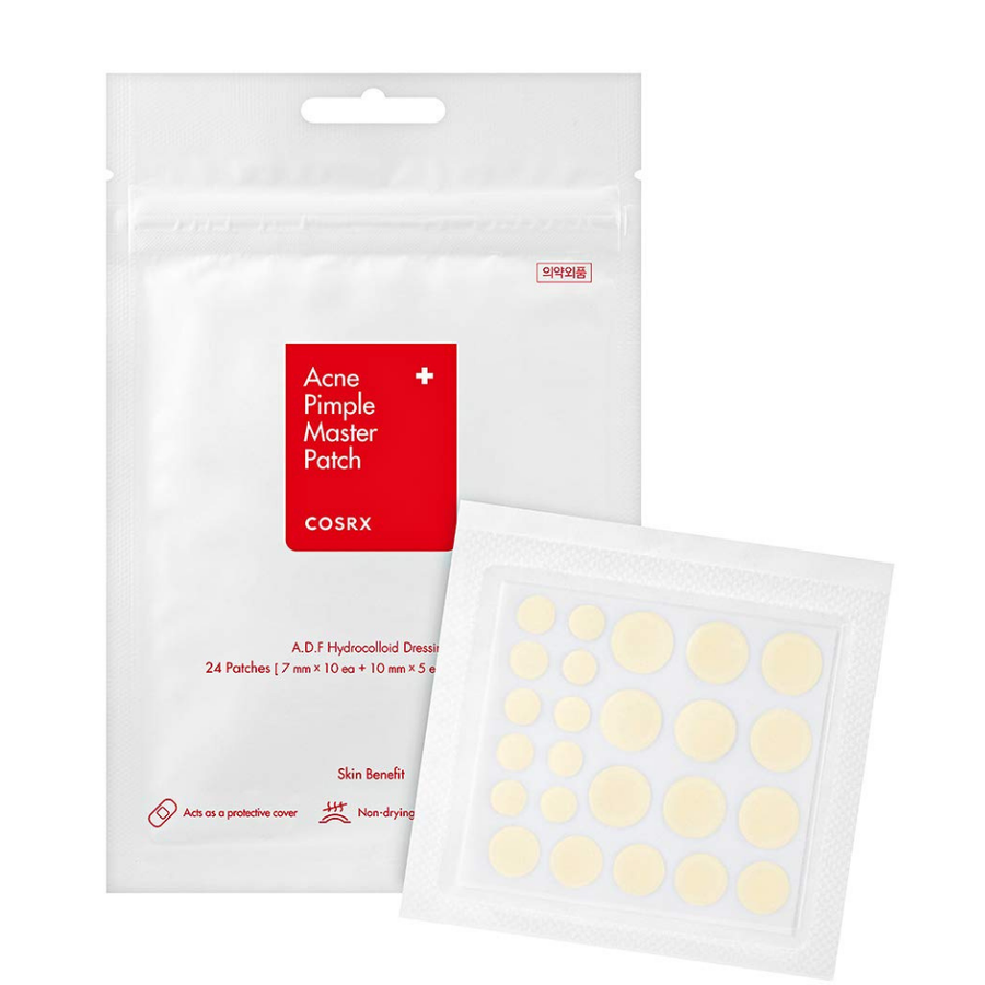 Un paquet blanc avec une étiquette blanche, avec COSRX Acne Pimple Master Patch (1pack x 24 patchs) pour traiter l'acné et les boutons avec la technologie hydrocolloïde.