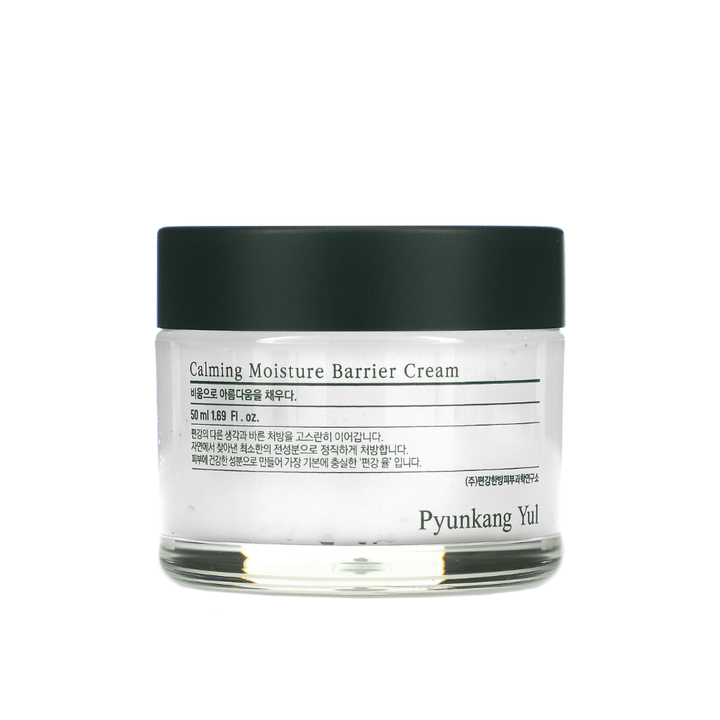 Un récipient avec Pyunkang Yul Calming Moisture Barrier Cream 50ml sur fond blanc.